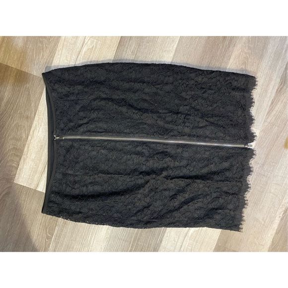 Diane Von Furstenberg DVF Black Scotia Lace Pencil Skirt, Size 12, MSRP $248 - Picture 6 of 9